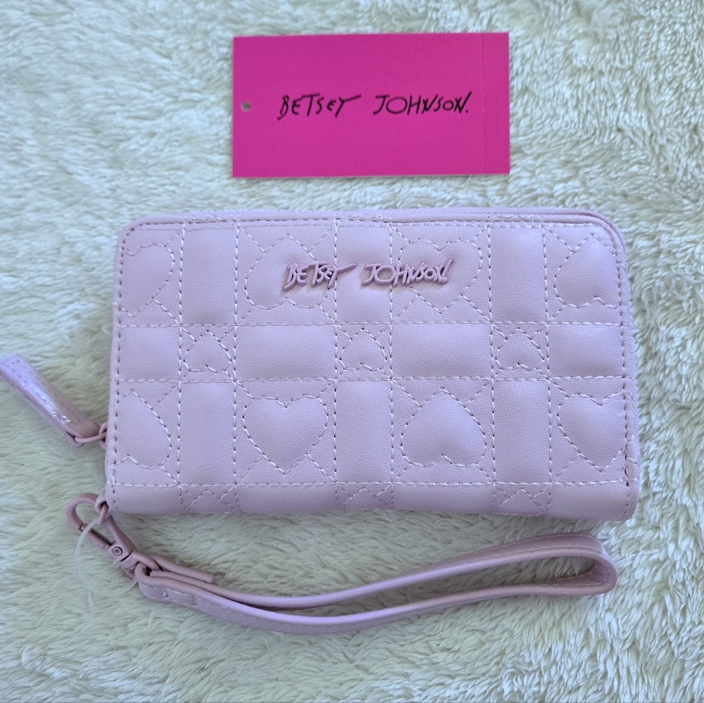 Betsey Johnson "XO Kara" Zip Around Wallet - NWT
